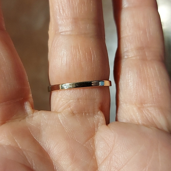 18 KT Solid Gold Cultur Pearl Ring - Picture 8 of 8